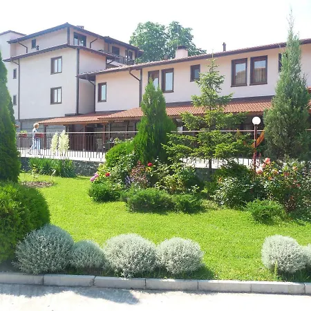 Edelweiss Park فندق