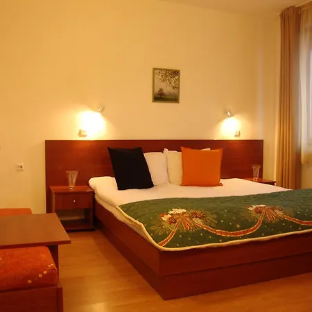 Edelweiss Park Отель 3*